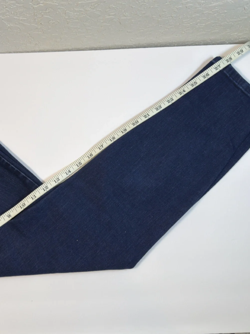 Universal Thread Mid Rise Jegging Women’s Size 14 Dark Wash Stretch Skinny Jeans